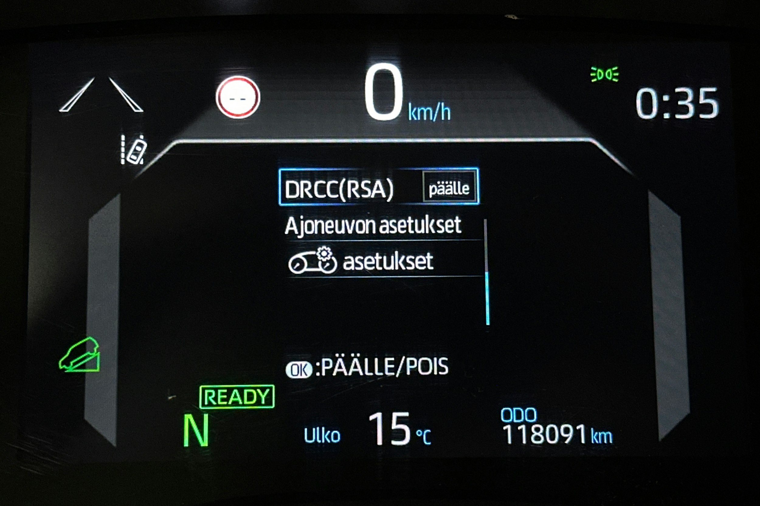 sininen Toyota Yaris Cross 2022 kuva 24.