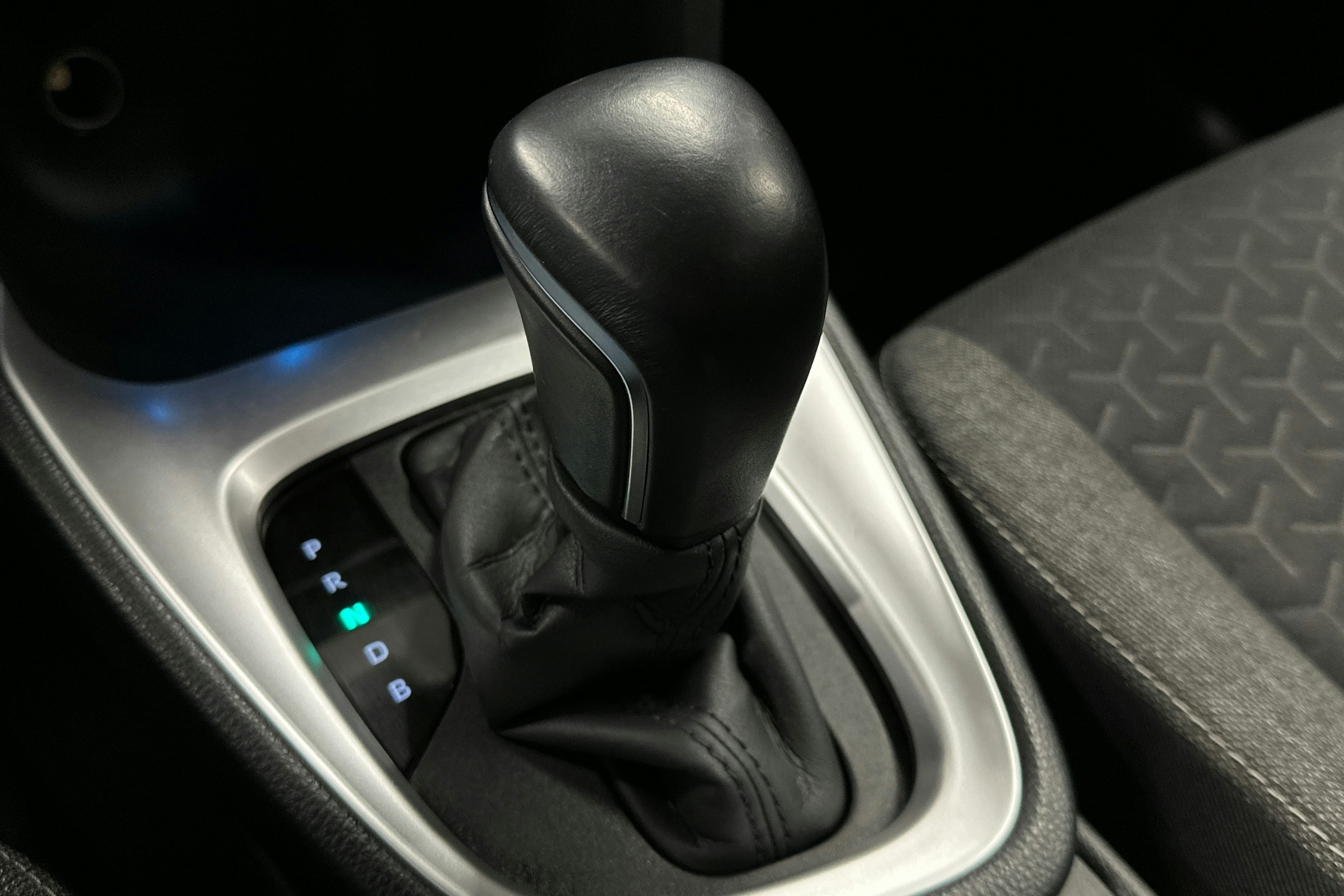 sininen Toyota Yaris Cross 2022 kuva 27.