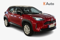 punainen Toyota Yaris Cross 2022 kuva 1.