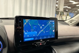 punainen Toyota Yaris Cross 2022 kuva 21.