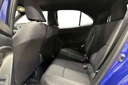 sininen Toyota Yaris Cross 2022 kuva 10.