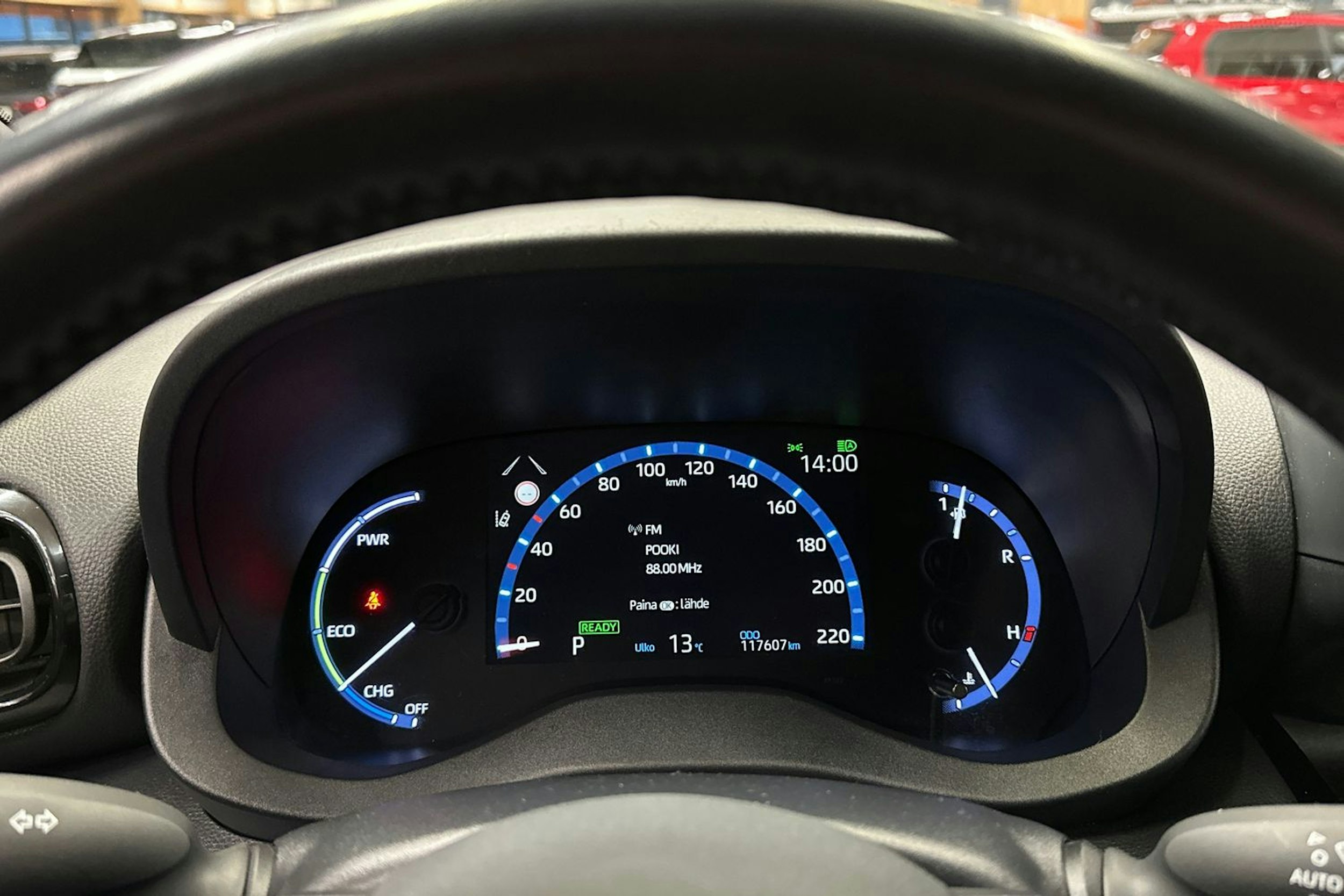 sininen Toyota Yaris Cross 2022 kuva 21.