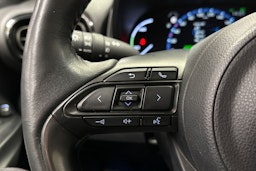 sininen Toyota Yaris Cross 2022 kuva 22.