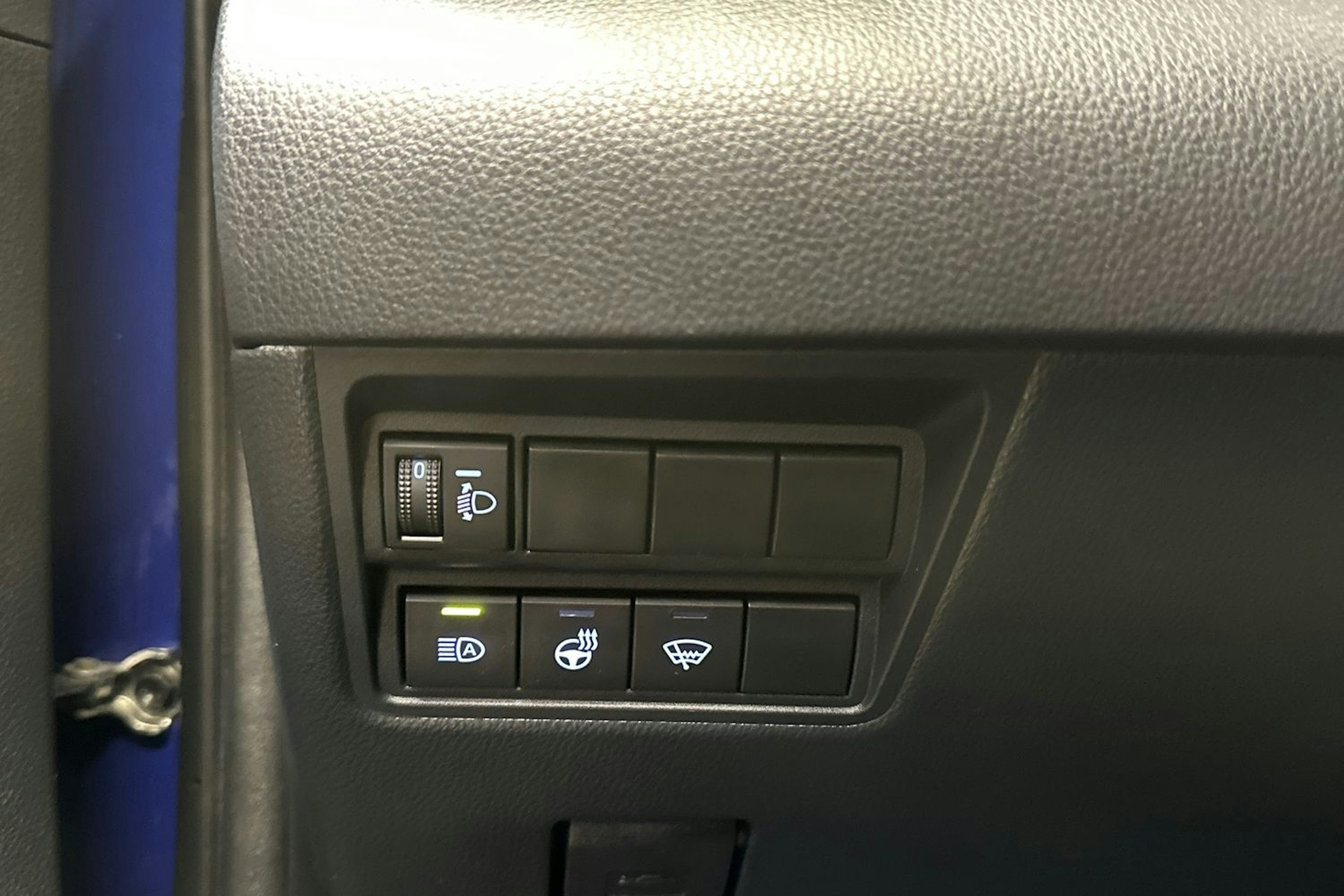 sininen Toyota Yaris Cross 2022 kuva 24.