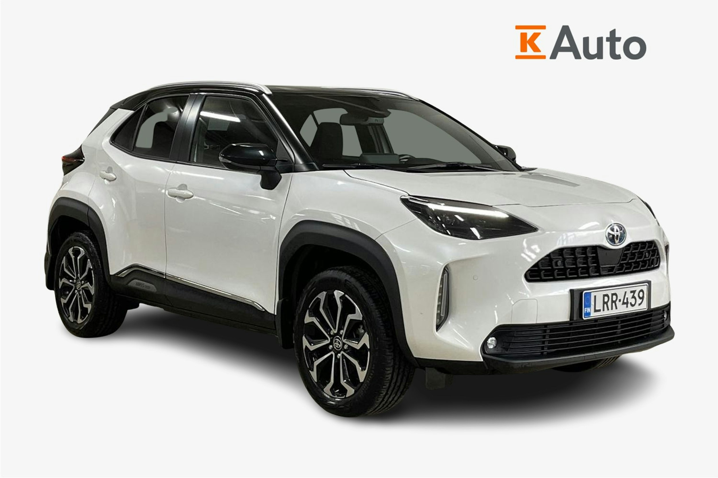 Valkoinen Toyota Yaris Cross 2022 kuva 1.