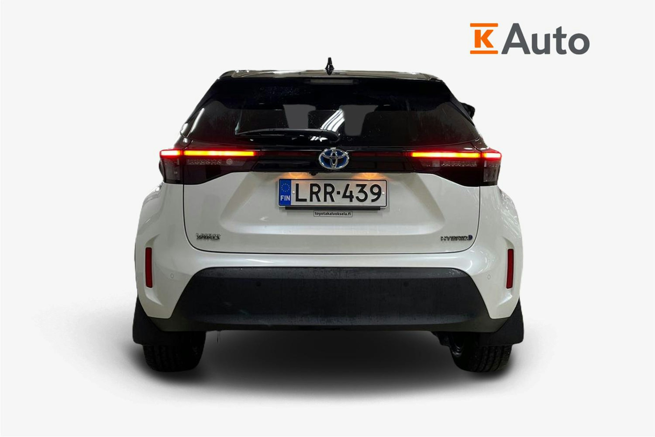 Valkoinen Toyota Yaris Cross 2022 kuva 3.