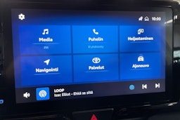Valkoinen Toyota Yaris Cross 2022 kuva 21.