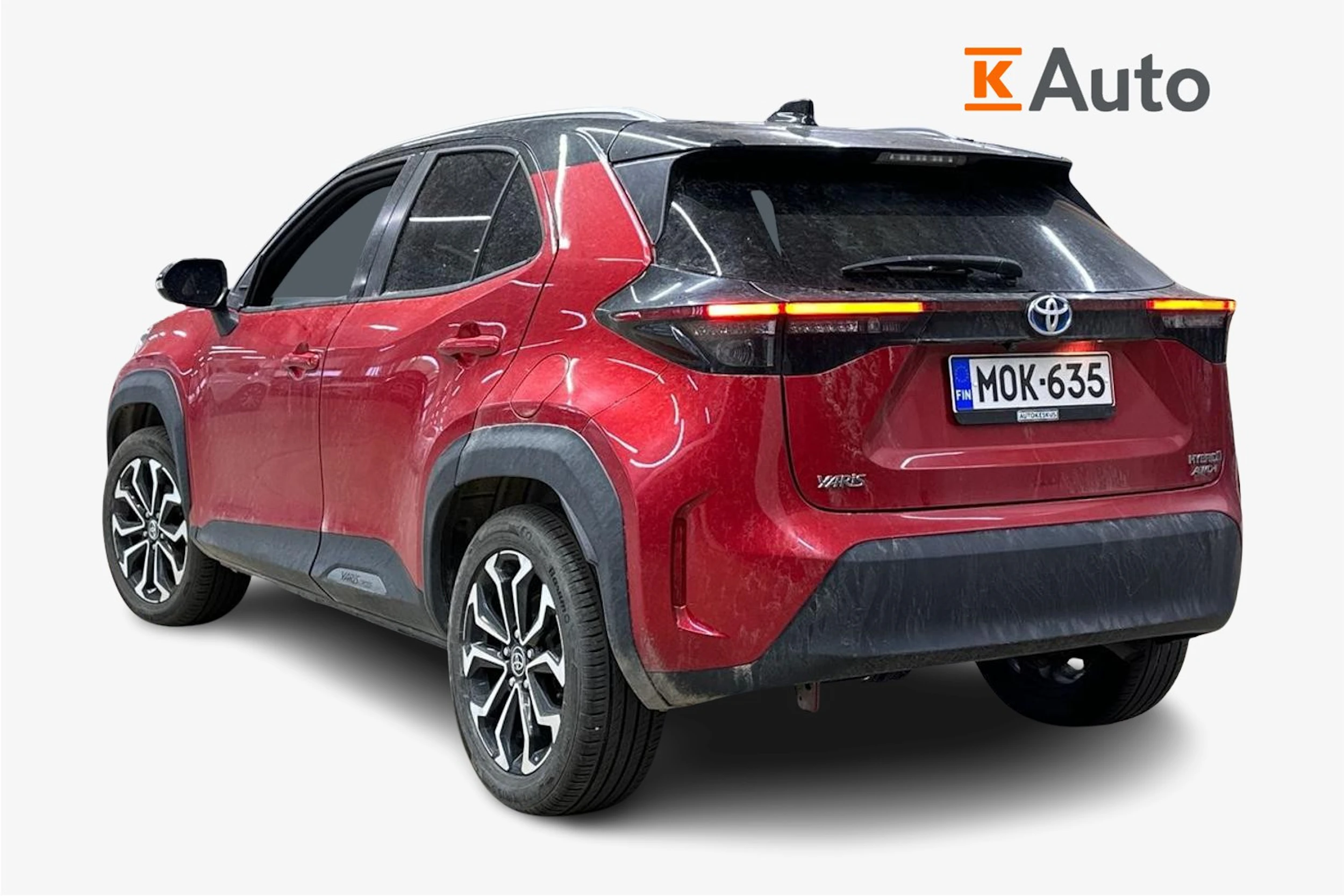 punainen Toyota Yaris Cross 2022 kuva 2.