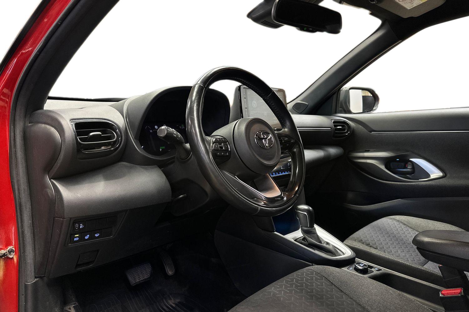 Toyota Yaris Cross 2022, kuva 6/22