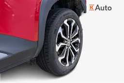 punainen Toyota Yaris Cross 2022 kuva 9.