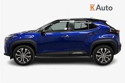 sininen Toyota Yaris Cross 2022 kuva 6.