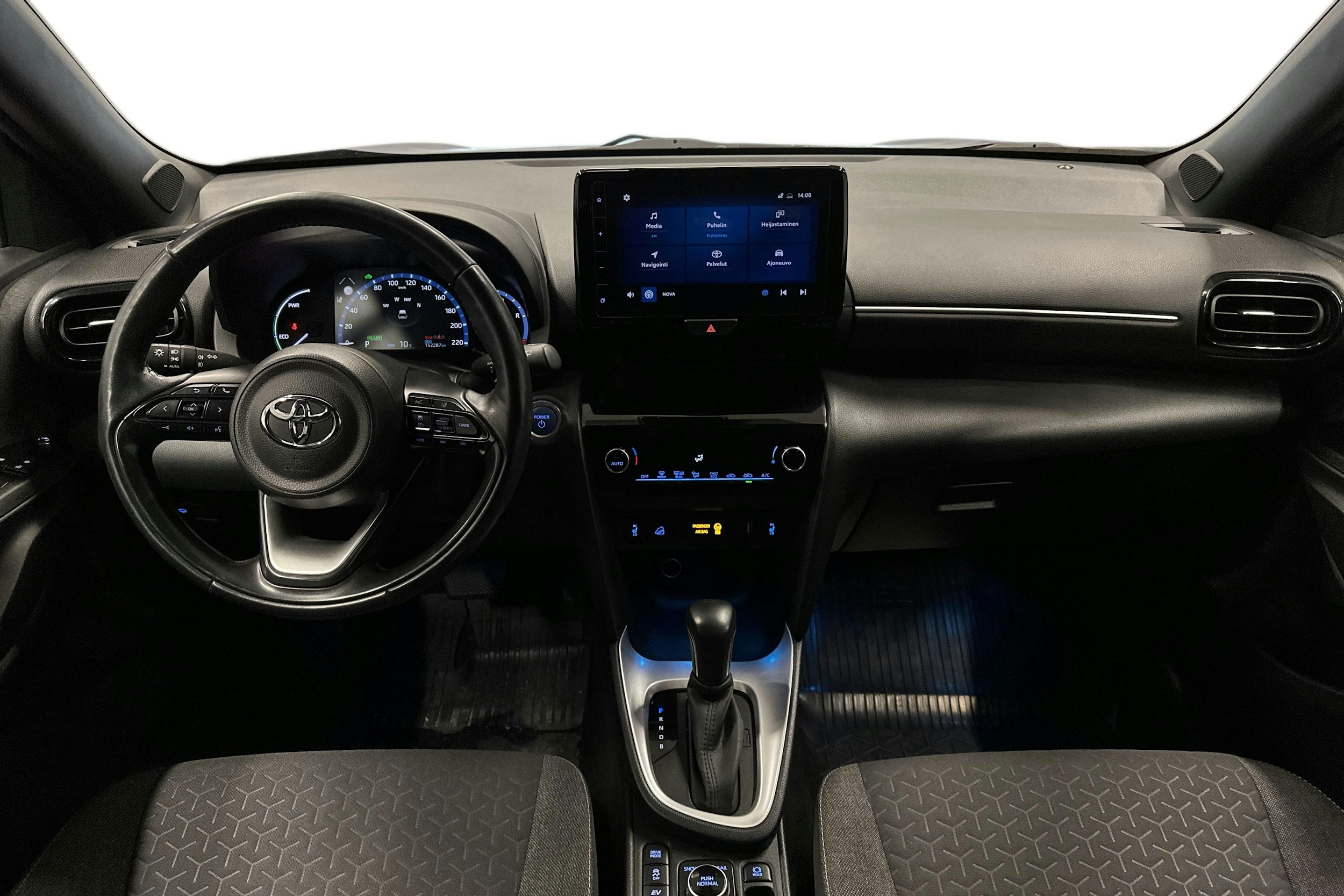 sininen Toyota Yaris Cross 2022 kuva 9.