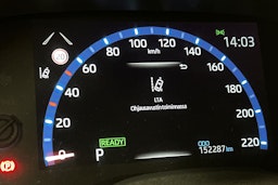 sininen Toyota Yaris Cross 2022 kuva 25.