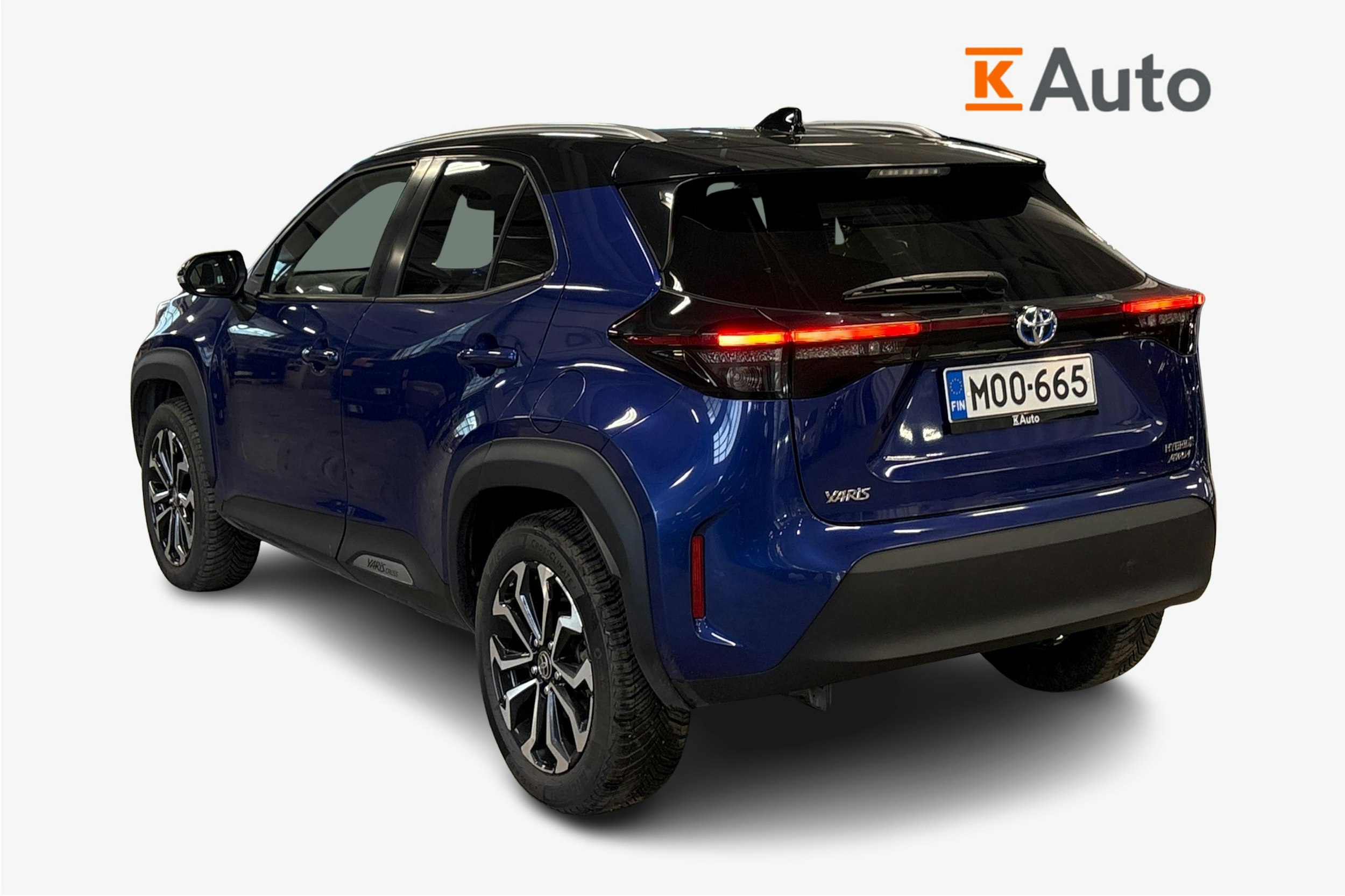 sininen Toyota Yaris Cross 2022 kuva 2.