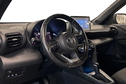 sininen Toyota Yaris Cross 2022 kuva 3.