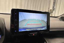 sininen Toyota Yaris Cross 2022 kuva 17.