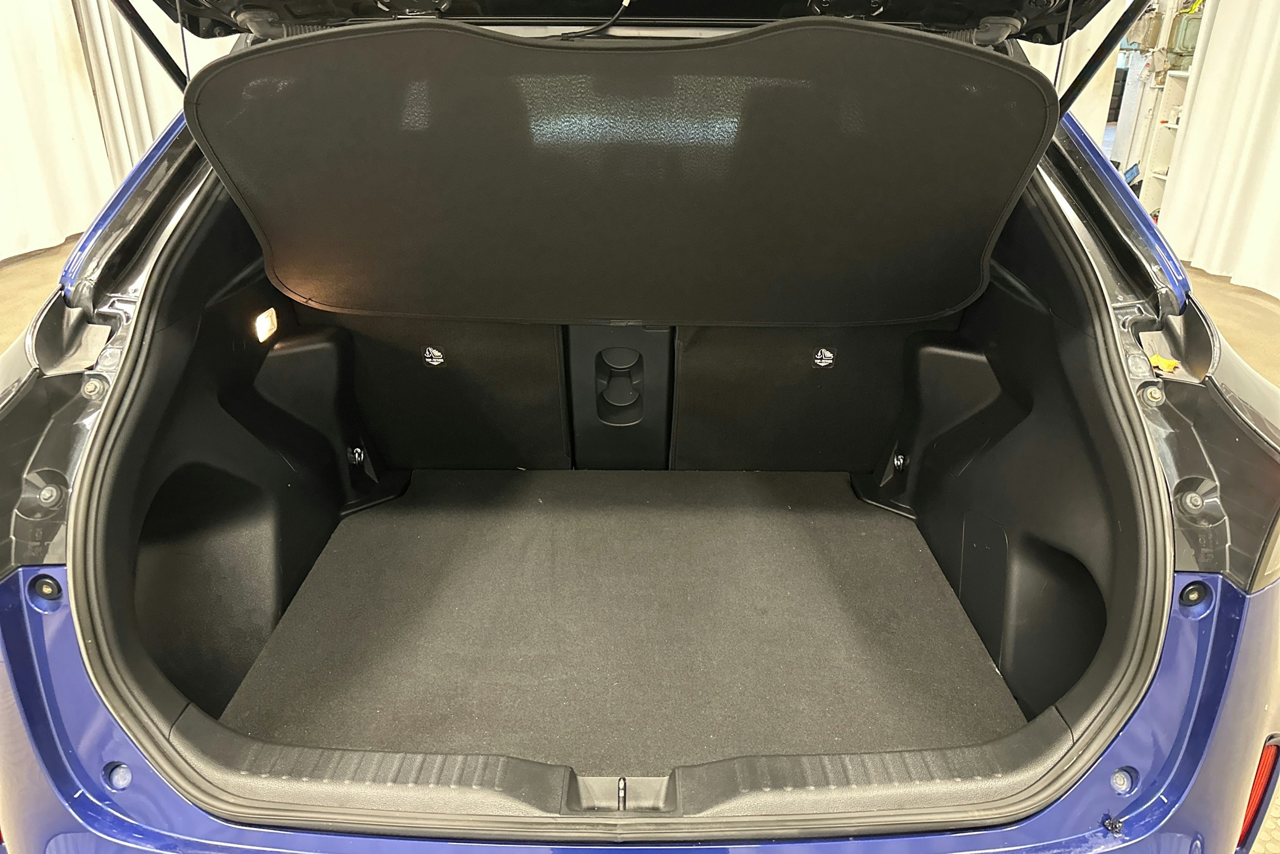 sininen Toyota Yaris Cross 2022 kuva 24.