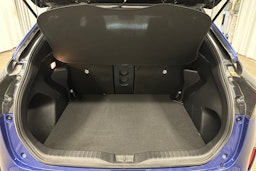 sininen Toyota Yaris Cross 2022 kuva 24.
