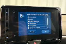 punainen Toyota Yaris Cross 2022 kuva 21.