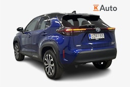 sininen Toyota Yaris Cross 2022 kuva 2.