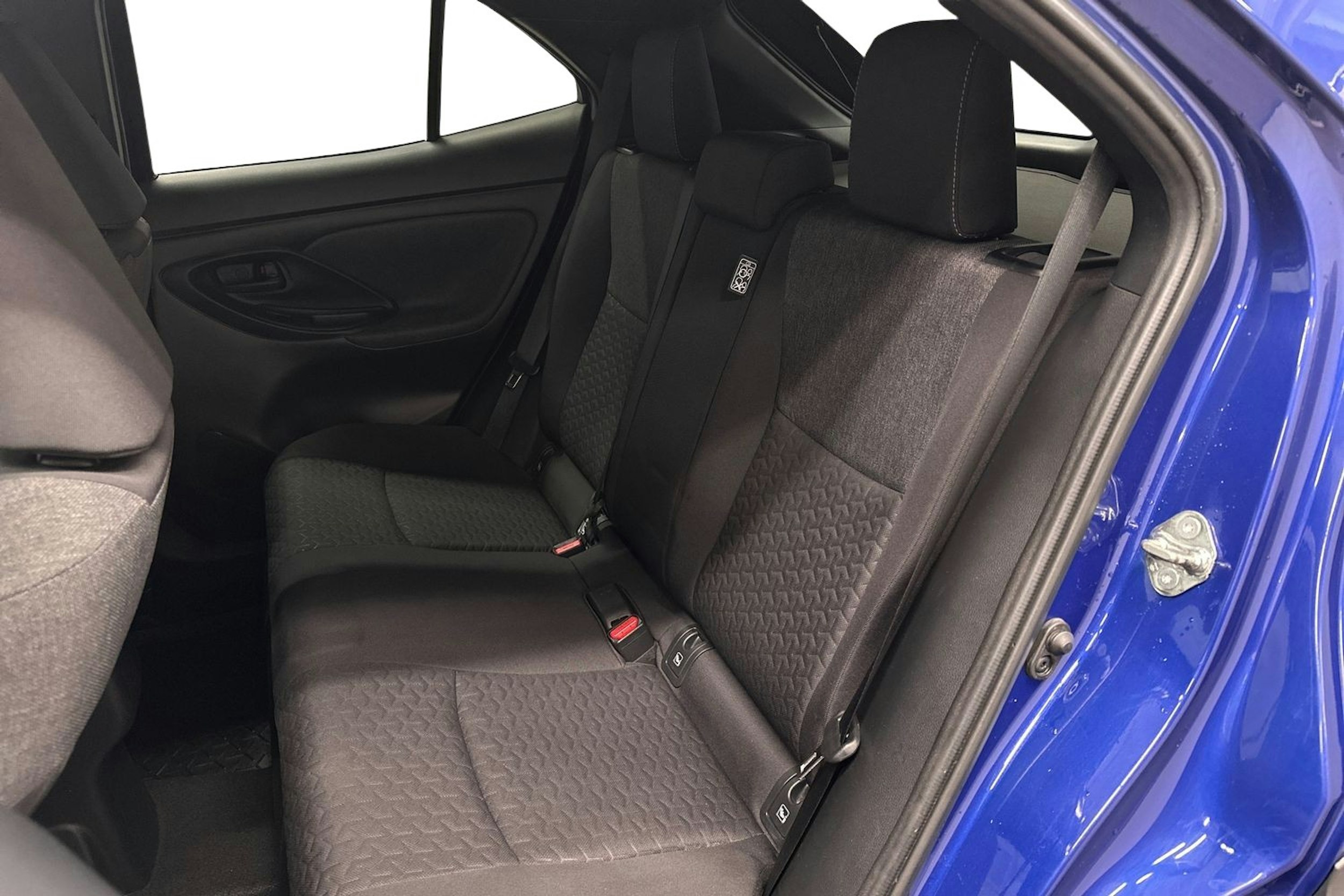 sininen Toyota Yaris Cross 2022 kuva 10.