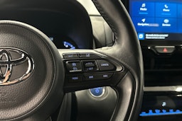 sininen Toyota Yaris Cross 2022 kuva 18.