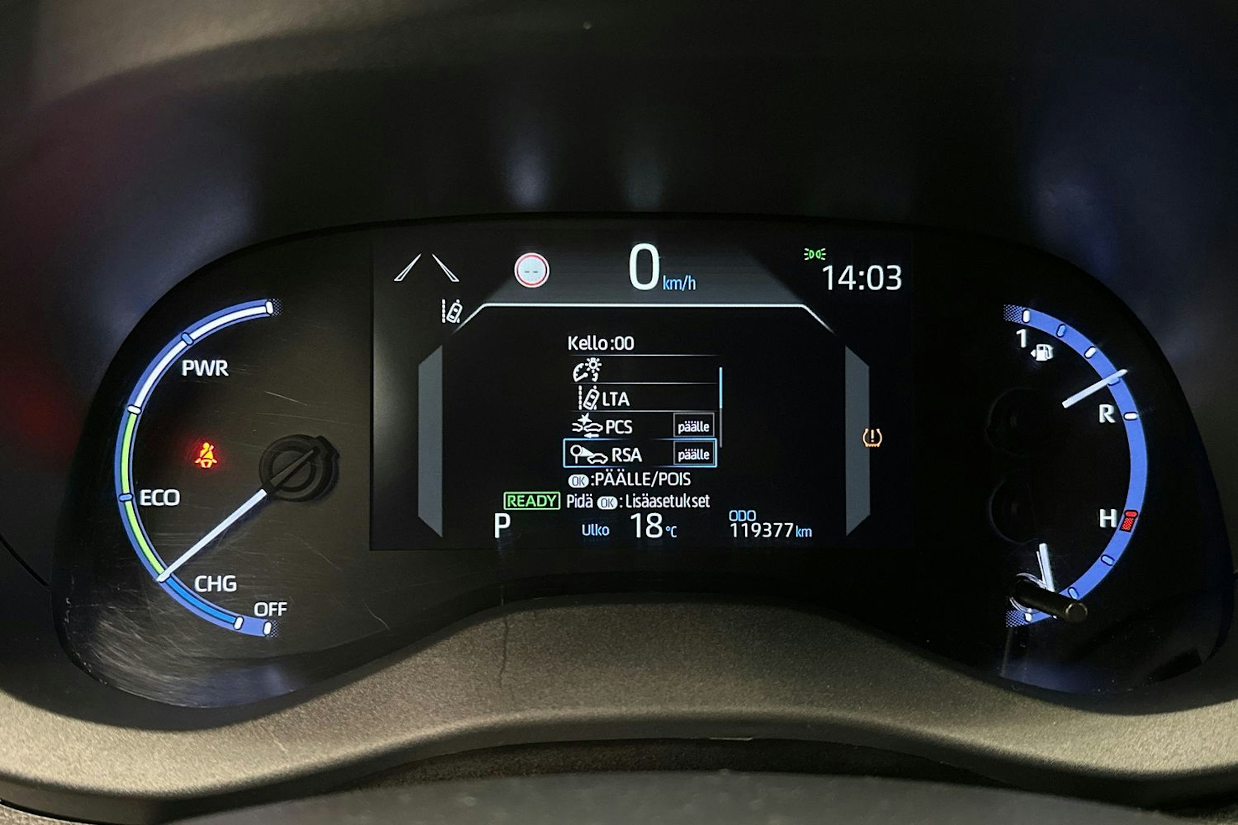 sininen Toyota Yaris Cross 2022 kuva 26.