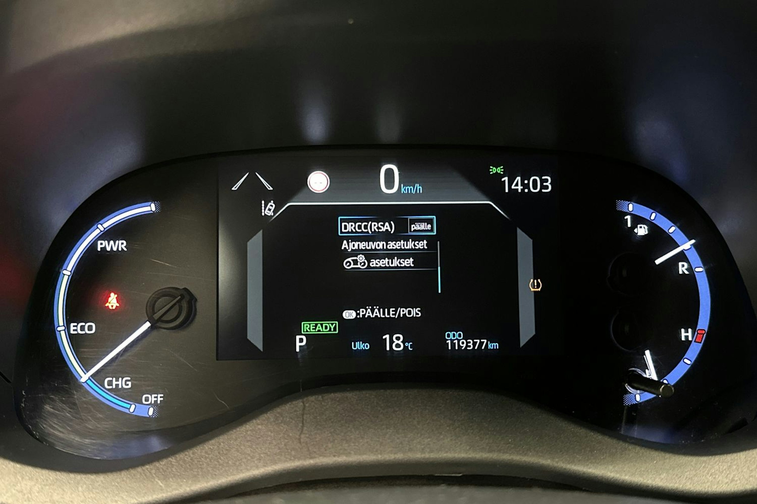 sininen Toyota Yaris Cross 2022 kuva 27.