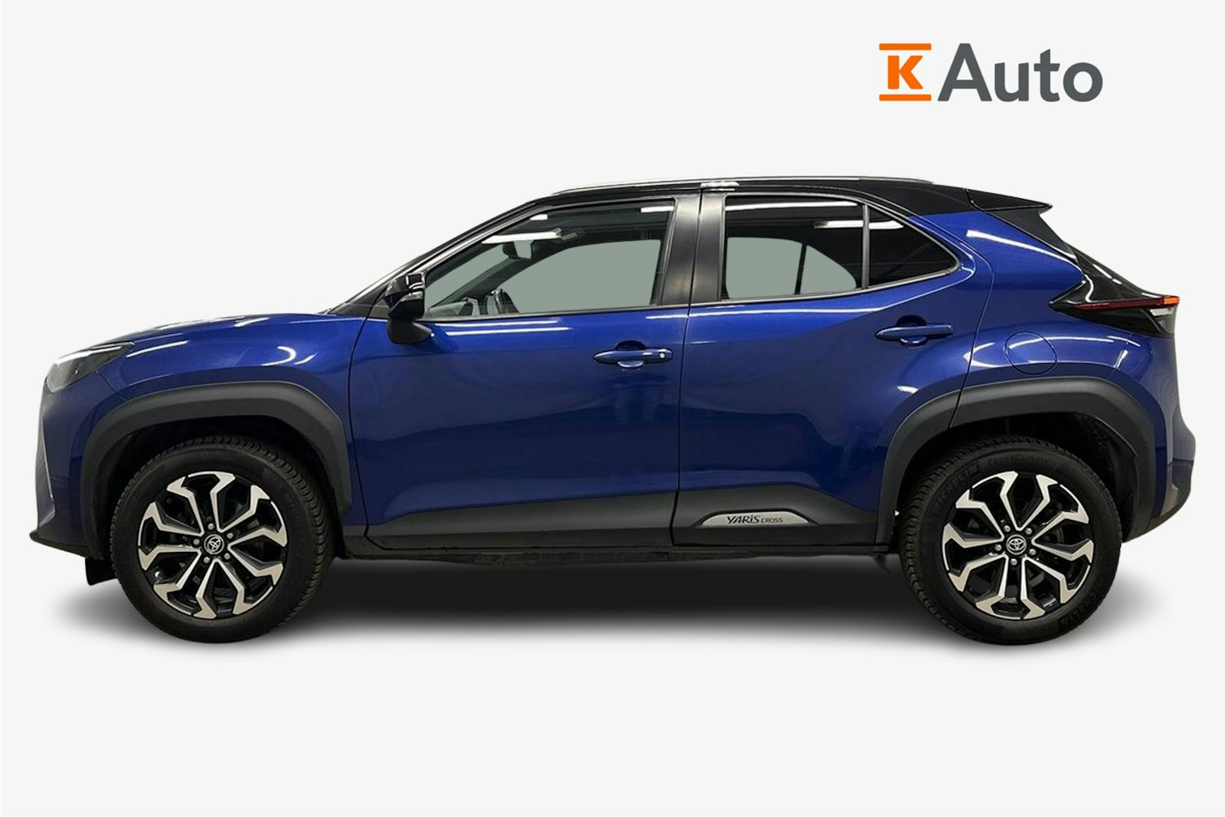 sininen Toyota Yaris Cross 2022 kuva 6.
