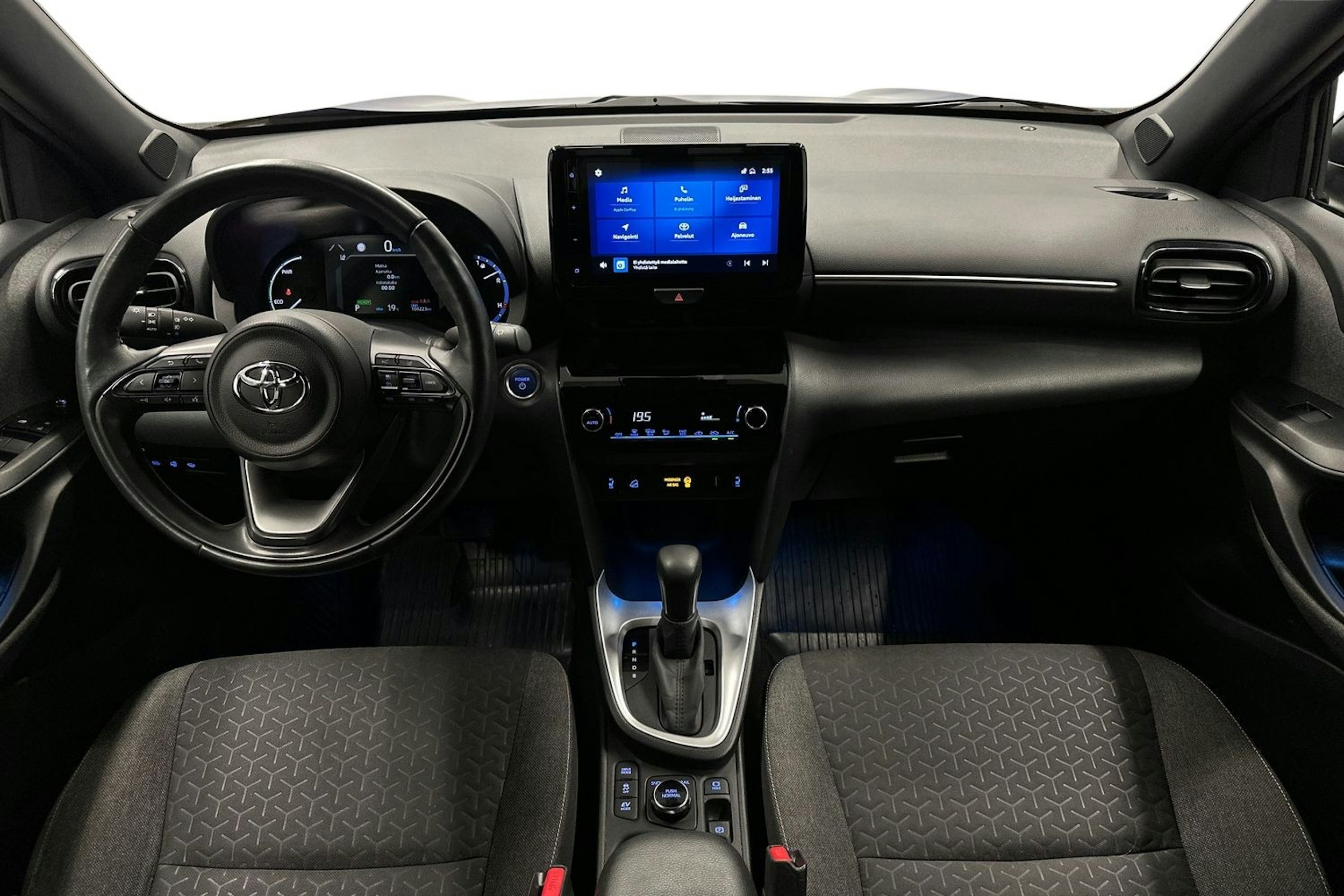 sininen Toyota Yaris Cross 2022 kuva 9.