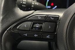 sininen Toyota Yaris Cross 2022 kuva 17.