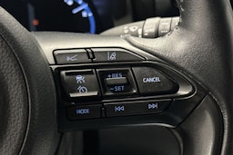 sininen Toyota Yaris Cross 2022 kuva 18.