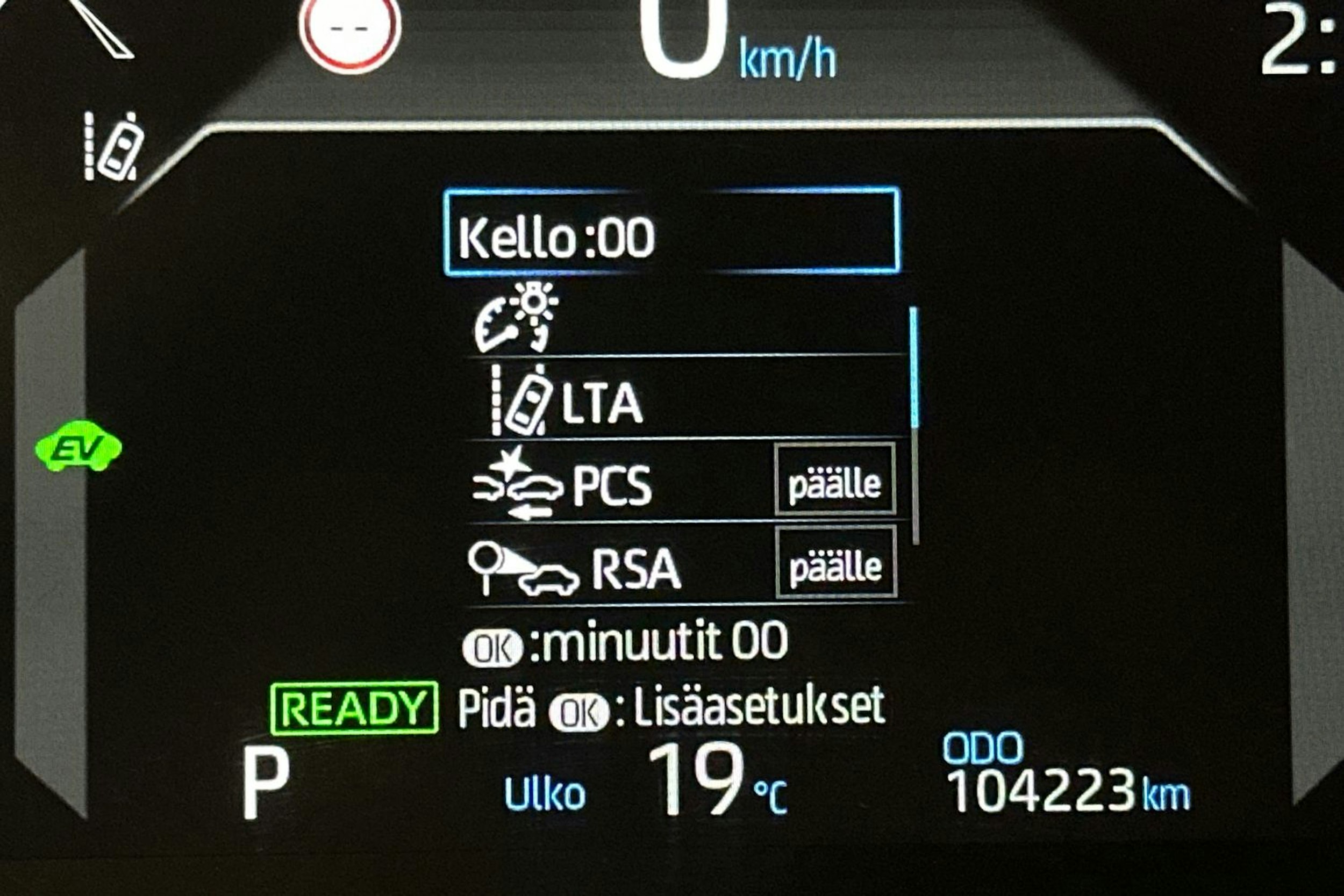 sininen Toyota Yaris Cross 2022 kuva 20.