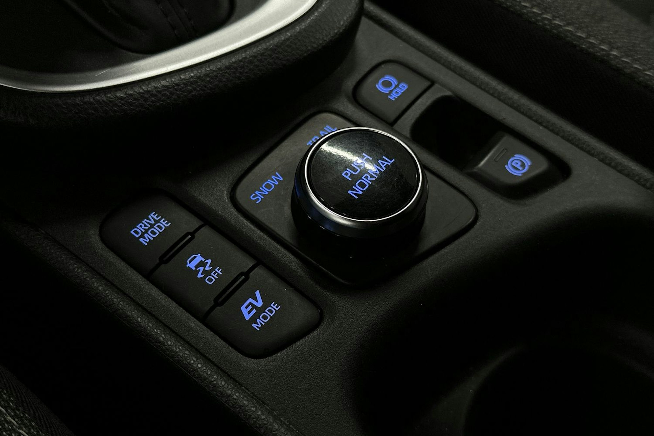sininen Toyota Yaris Cross 2022 kuva 27.