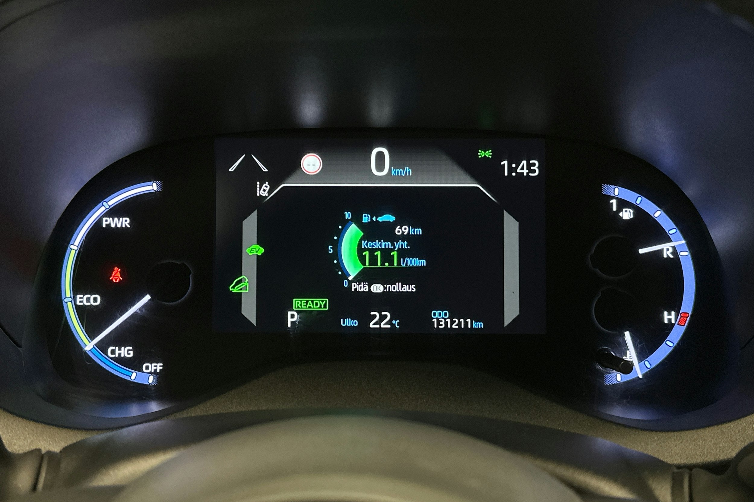 sininen Toyota Yaris Cross 2022 kuva 19.
