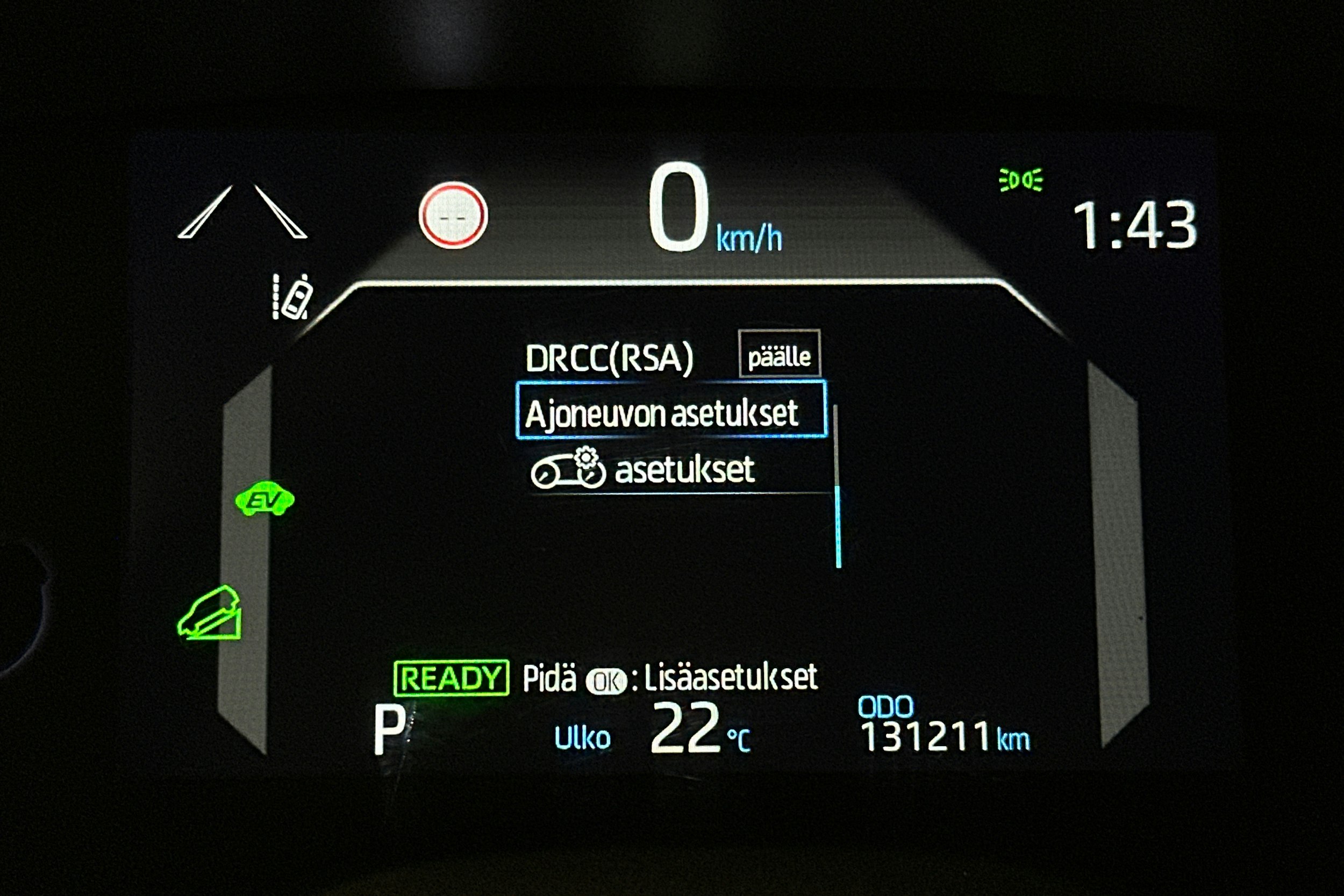 sininen Toyota Yaris Cross 2022 kuva 21.