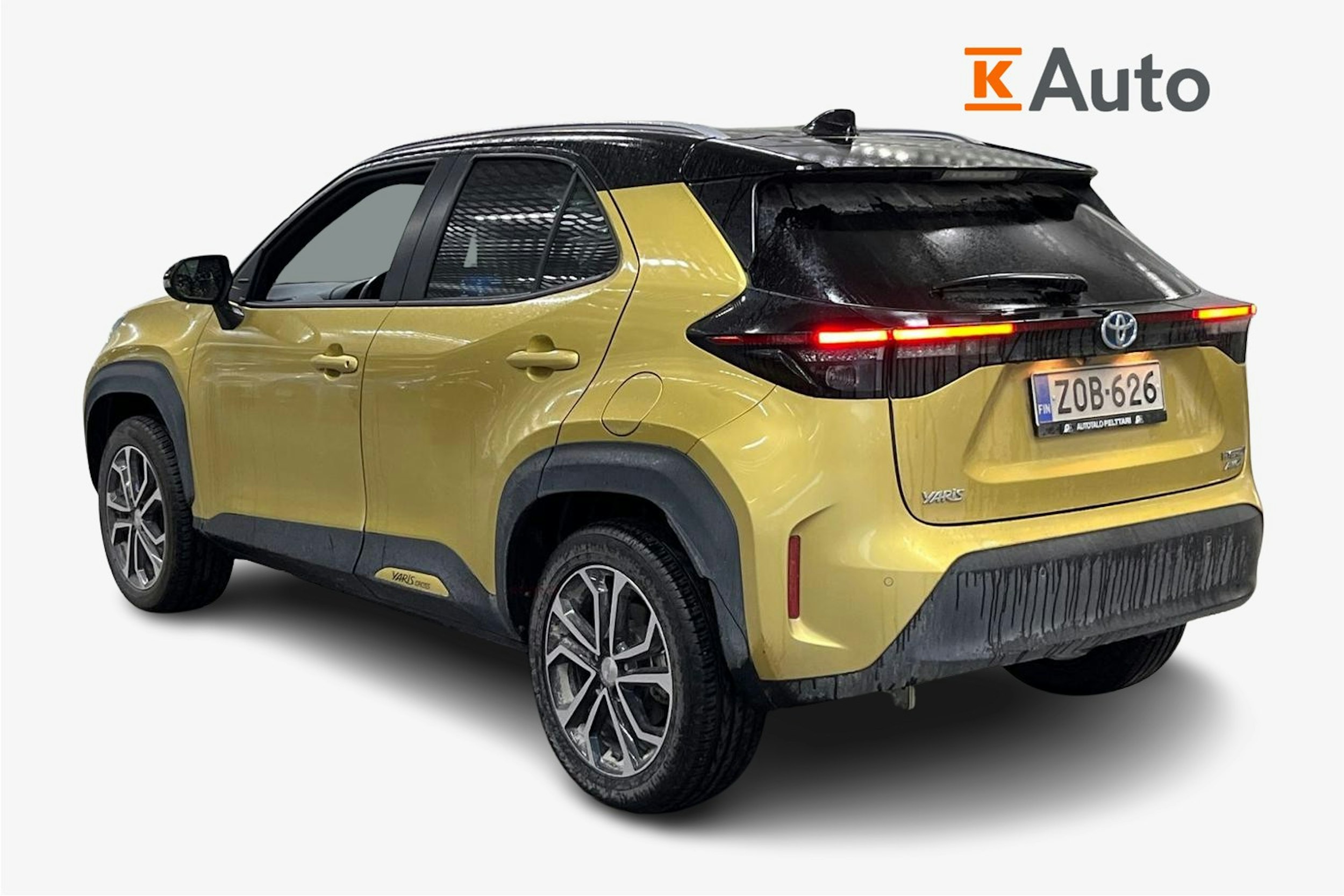 Keltainen Toyota Yaris Cross 2022 kuva 2.