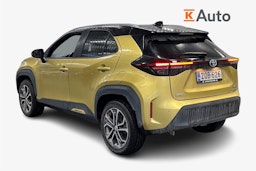 Keltainen Toyota Yaris Cross 2022 kuva 2.