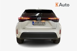 valkoinen Toyota Yaris Cross 2022 kuva 3.