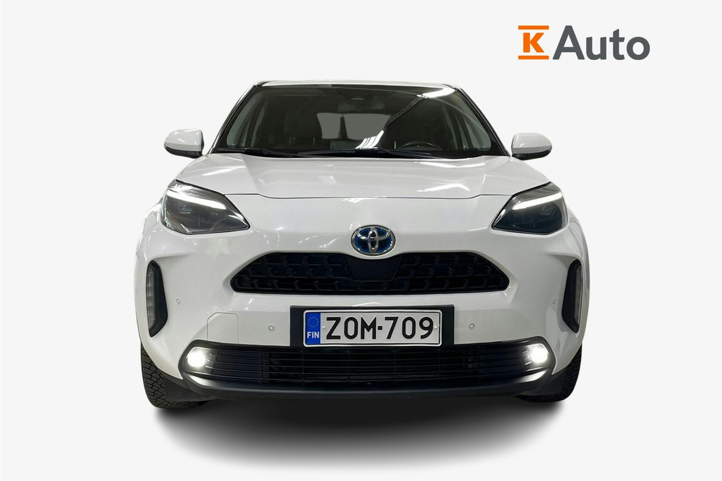 valkoinen Toyota Yaris Cross 2022 kuva 5.