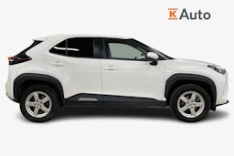 valkoinen Toyota Yaris Cross 2022 kuva 6.