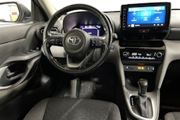 valkoinen Toyota Yaris Cross 2022 kuva 10.