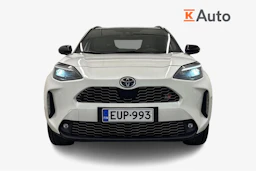 Valkoinen Toyota Yaris Cross 2023 kuva 5.