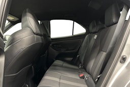 harmaa Toyota Yaris Cross 2023 kuva 10.