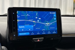 harmaa Toyota Yaris Cross 2023 kuva 26.