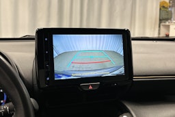 harmaa Toyota Yaris Cross 2023 kuva 27.