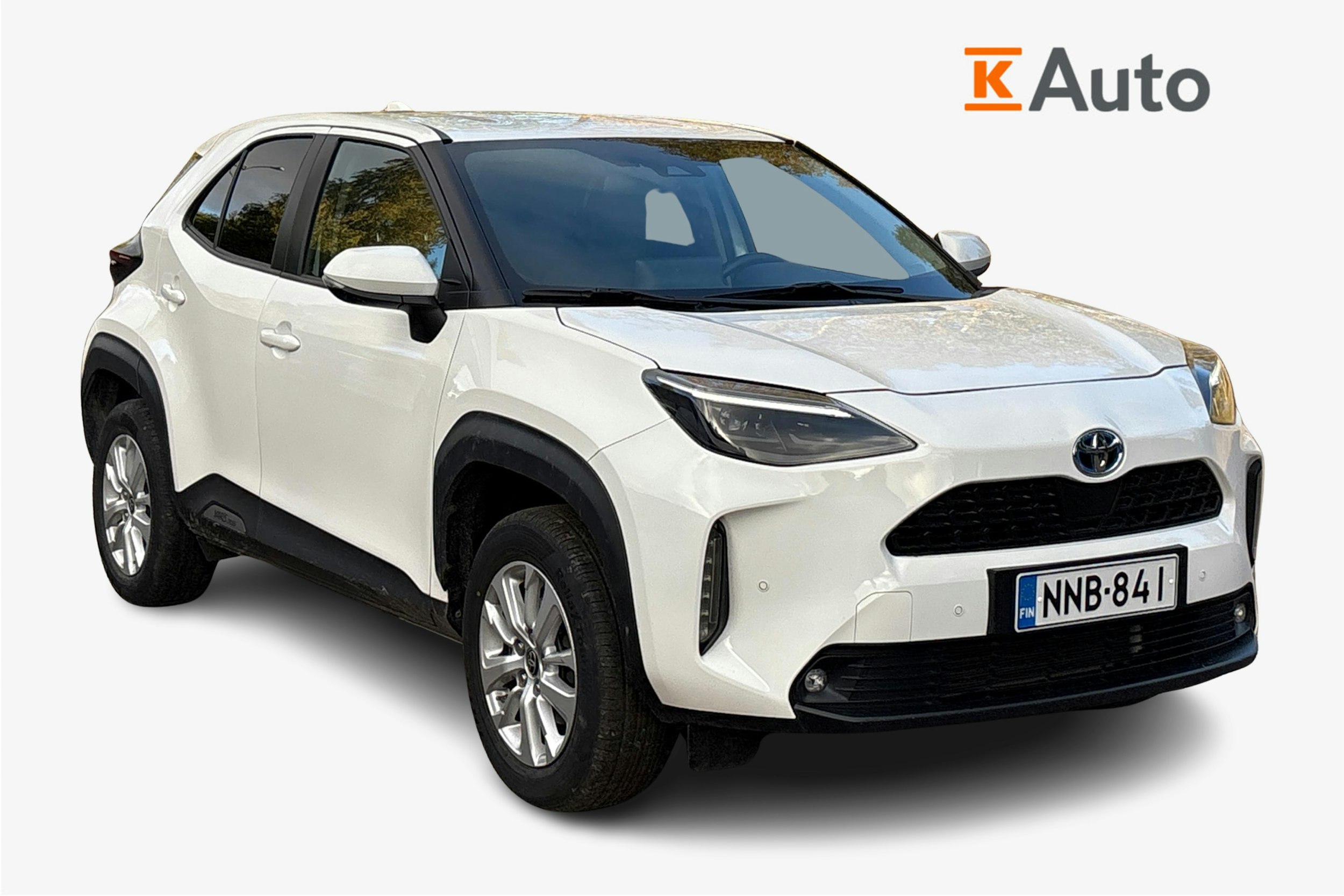 valkoinen Toyota Yaris Cross 2023 kuva 1.