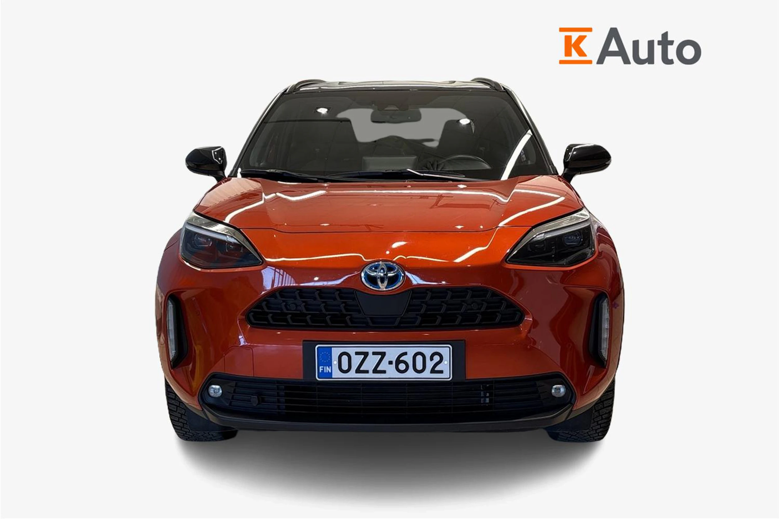 Oranssi Toyota Yaris Cross 2023 kuva 4.