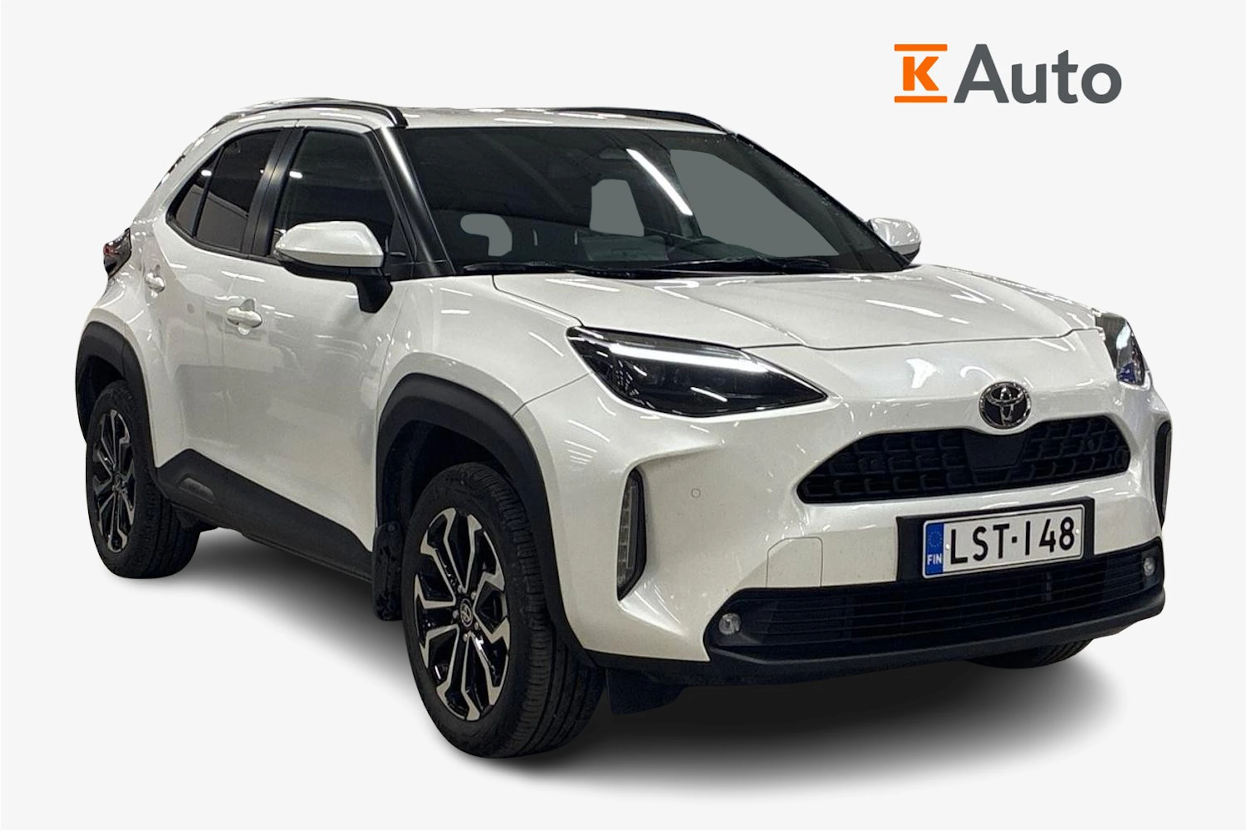 valkoinen Toyota Yaris Cross 2024 kuva 1.