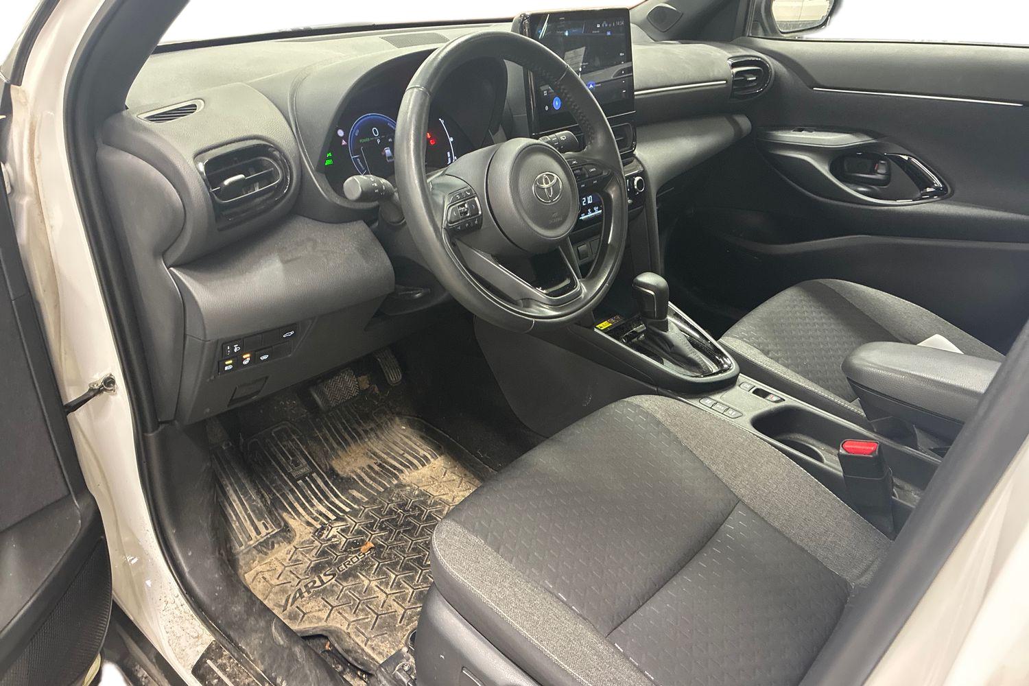Toyota Yaris Cross 2024, kuva 3/5